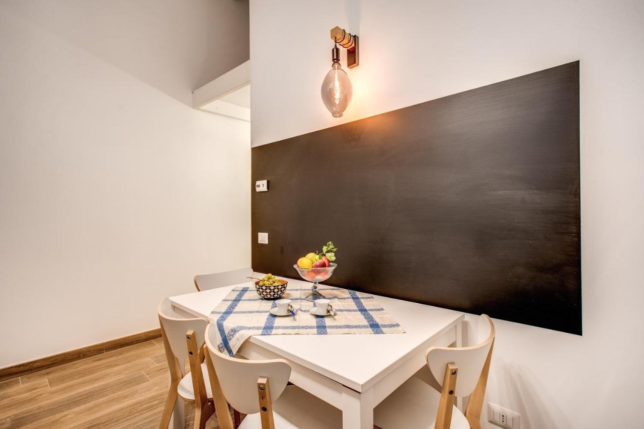 Apartment 1928 Rom